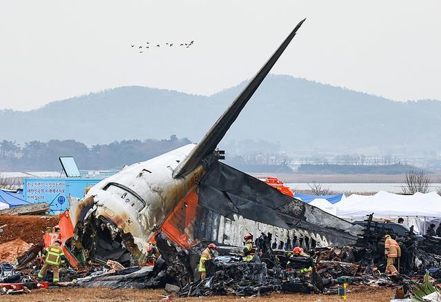 韩国公开更多空难细节 波音客机再引安全担忧