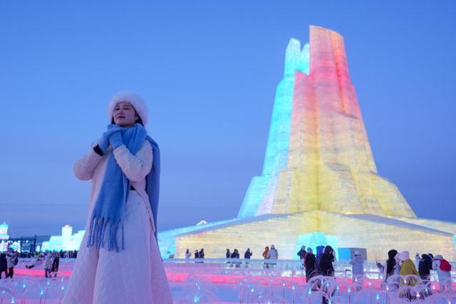 冰雪旅游人数超5亿人次 冰雪暖世界