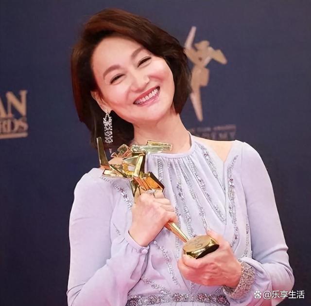 惠英红 金像金马华表100%得奖率