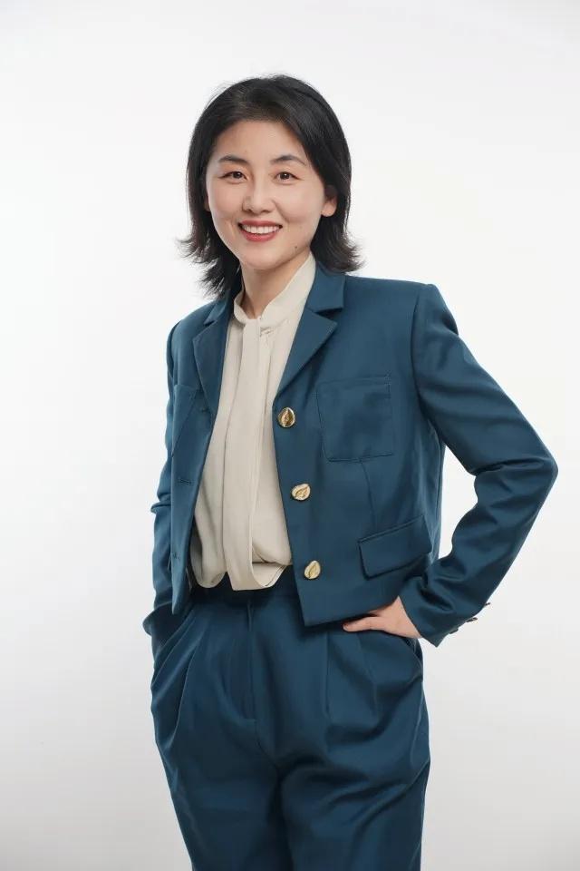 顏寧辟謠網(wǎng)傳簡歷 呼吁清理不實信息