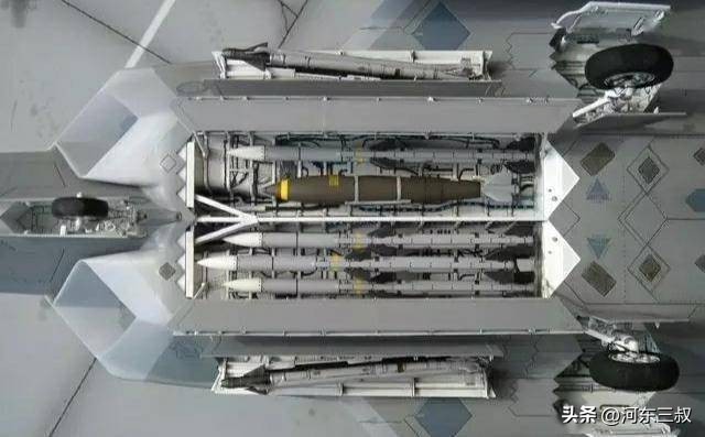 PL-15E空空导弹战力解析 提升隐形战机载弹量