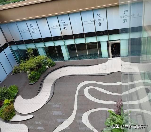 397天僅賣掉17套,！內(nèi)金沙昔日“地王”為何陷入去化困境？
