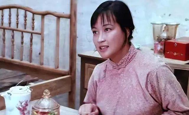 74岁刘晓庆的生命力 独立大女主的坚持与挑战