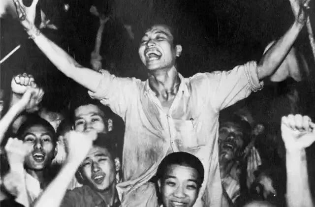 日本无条件投降原声视频！