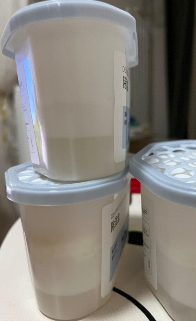 北方潮湿持续 市民开电热毯烘床