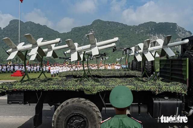 越南国庆80周年阅兵彩排现场画面曝光 老旧装备引关注