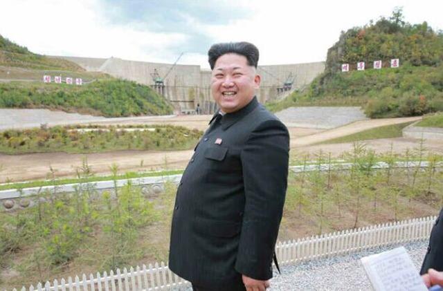 花大钱讨好特朗普,李在明手里没筹码,特朗普提议朝韩会晤太诛心 李在明巧妙回应