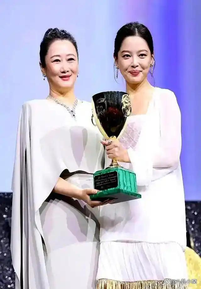 辛芷蕾有自己的金杯了 从青涩到从容的蜕变