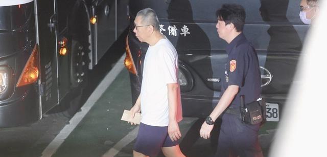 柯文哲还将面临哪些司法程序 羁押一年后的政治与法律博弈