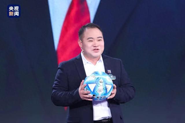 清华毕业的县委书记称才能比文凭重要 情商逆商乐商更重要