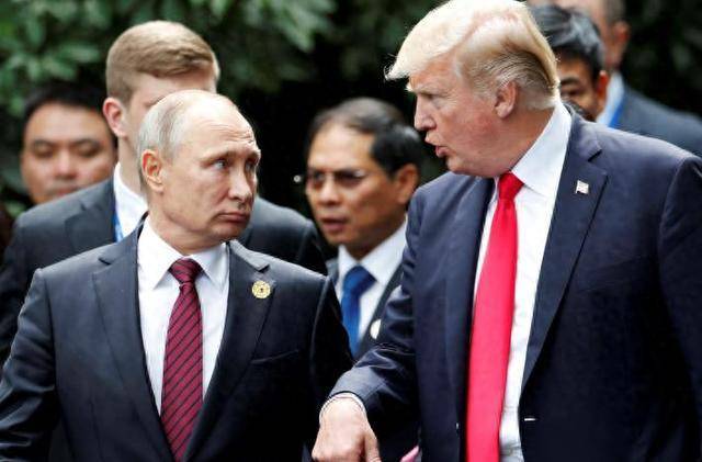 特朗普谈普京对美强硬表态:拭目以待 硬碰硬的较量