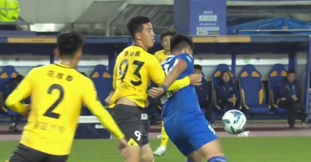 6万多人现场见证苏超冠军诞生 泰州力克南京挺进决赛