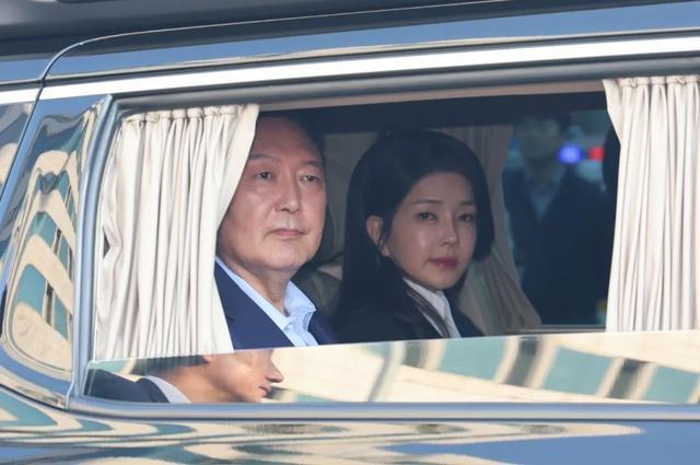 尹锡悦夫妇将首次同时出庭 宪政史首例