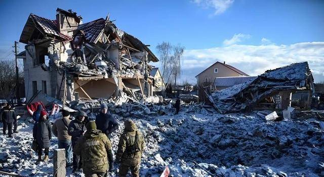 美媒:俄军即将取得红军城的控制权,战略转折点来临