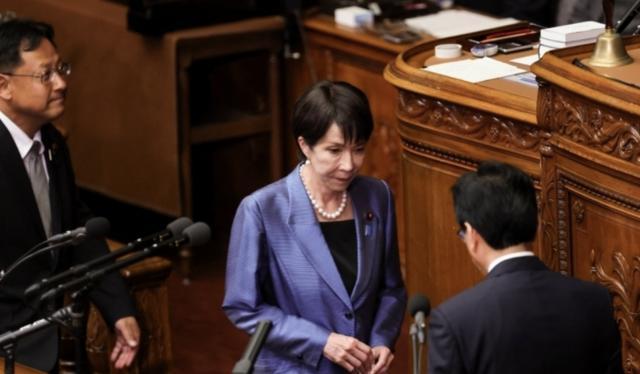 特朗普一通电话后 高市早苗只有沉默 政治豪赌失败