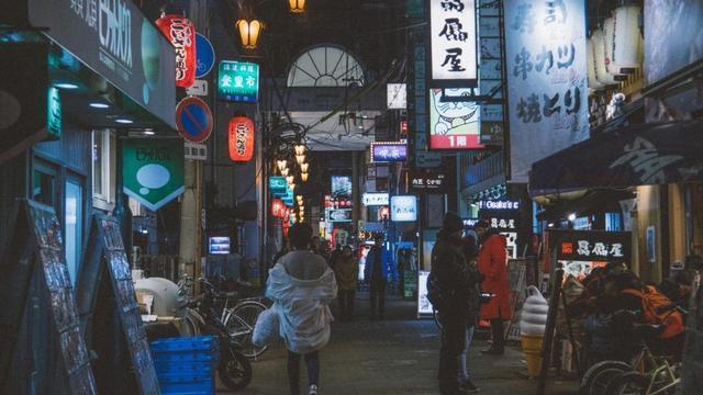 台胞被日民众拳打脚踢，岛内民众一心向往两岸统一 赖清德讨好日本自欺欺人