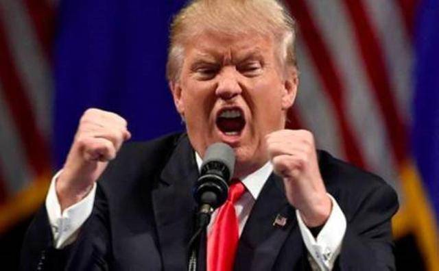 特朗普：被扣押油轮上的石油归美国了 美军强取豪夺引发争议