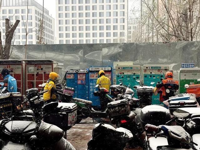 电动车新国标限速引发争议，2000万骑手面临风险