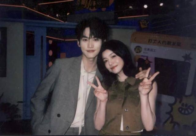 狙击蝴蝶微博收官宴