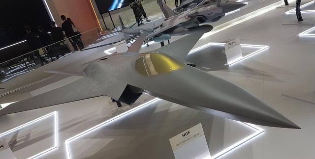 解放军会配核航母+舰载六代机吗 中国独领风骚