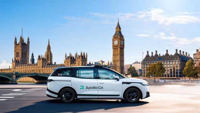 中国L3上路对决Robotaxi取消安全员 中美自动驾驶谁更领先?