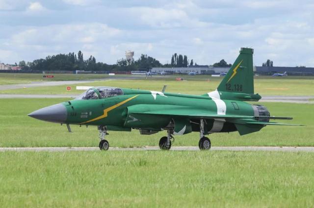 美报告称5国想买歼10C 3国想买歼35 中国战机出口迎来井喷时刻