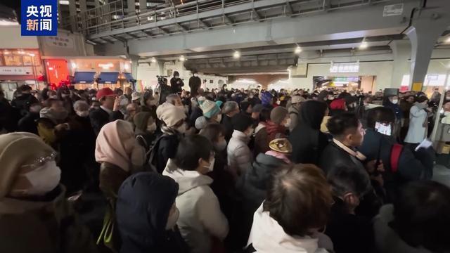 日本民众集会反对日本军备扩张 质疑政府优先级