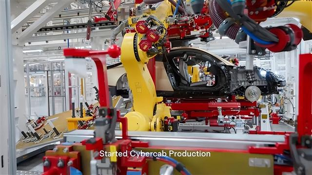 马斯克：Cybercab将于明年4月份量产 无方向盘出行革命