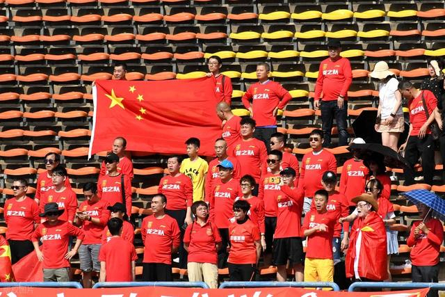 国足又输球了!乌龙球3分拱手送伊朗队 热身赛失利敲响警钟