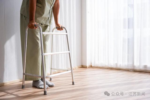 阿尔茨海默病的这些身体信号别忽略 早期识别关键线索