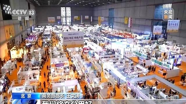2025年社零总额突破50万亿 消费转型与增量蓝海