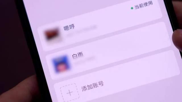 男子与100多名女性♀️暧昧，一假飞行员落网 骗子中的“海王”