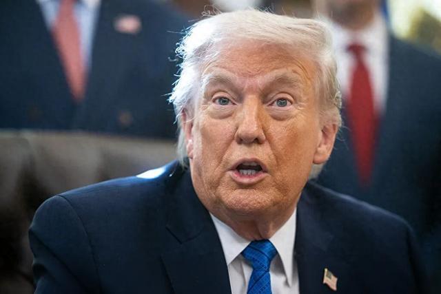 特朗普称格陵兰岛谈判将达成 局势仍充满挑战