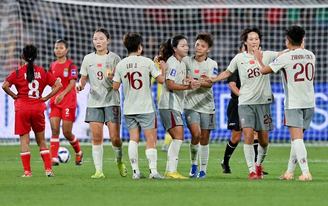 赢球不到1天，国足主帅甩锅球员 女足胜利引发质疑浪潮