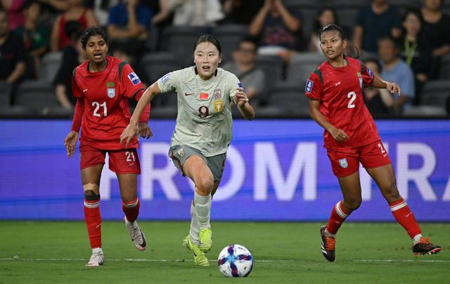 赢球不到1天，国足主帅甩锅球员 女足胜利引发质疑浪潮