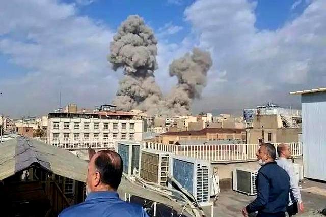 伊朗亮底线 触碰政权红线警告