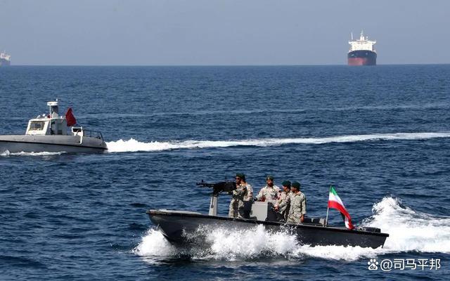 日本一停在波斯湾的船只受损 多重危机考验日本政府