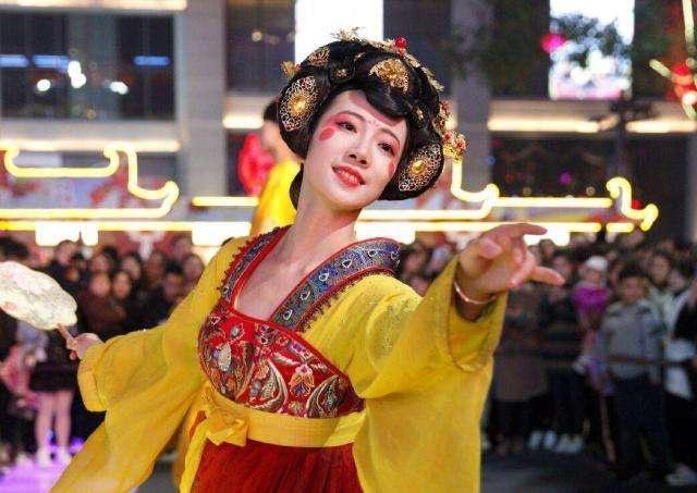 西安“不倒翁小姐姐”宣布离职