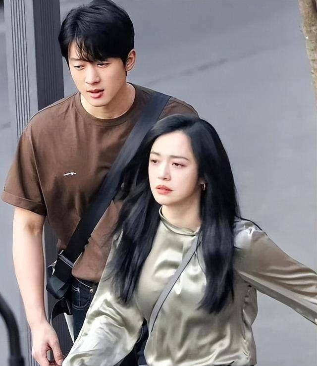 侯雯元方否认和姚晨恋情 新欢传言引发热议