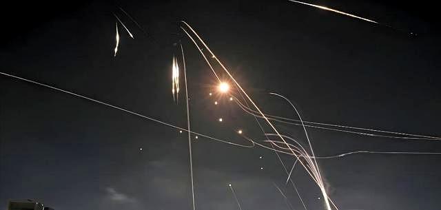 美以伊战争来到最危急时刻？无声的经济绞杀