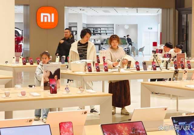 小米新品发布会 全生态协同引爆科技圈