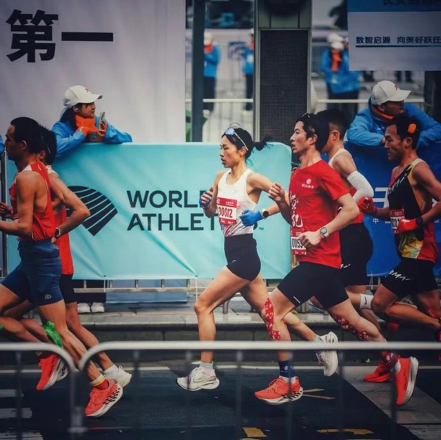 张水华年度代言收入或达180万至460万 赛场内外双丰收