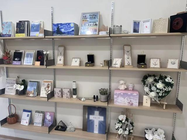 90后姑娘在长沙做“善终陪护师” 让告别不留遗憾