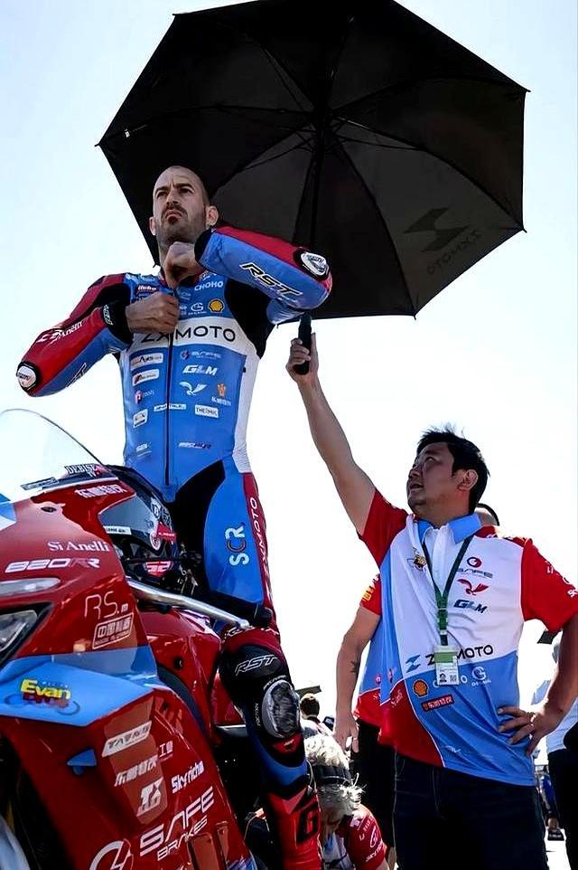 5万赞助张雪赢麻了？东鹏特饮回应 不按套路出牌的胜利