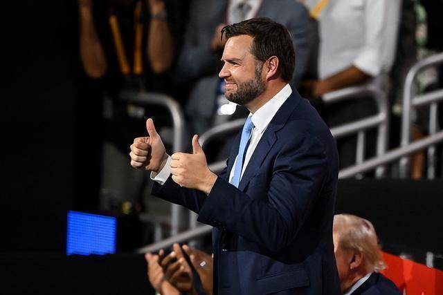 万斯称伊朗的第一版和平提案被扔进了垃圾桶 谈判背后的权力博弈