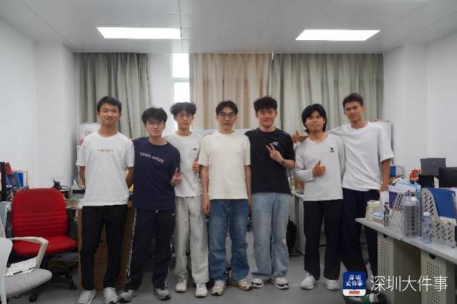 职校生宿舍创业日进万元 技术“小白”逆袭成功