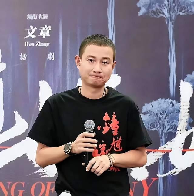 文章面馆每周一店休 明星效应引排队热潮