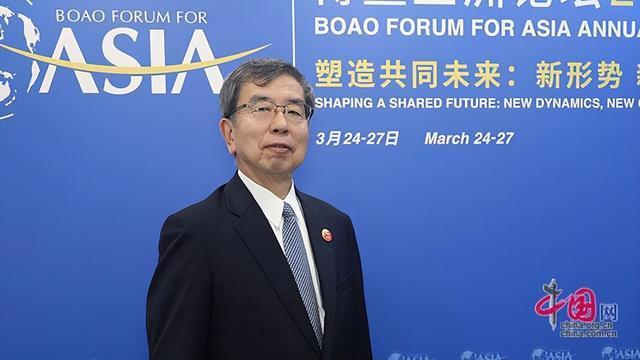 亚行前行长：中国有能力抵制美国压力 处理中美关系需智慧