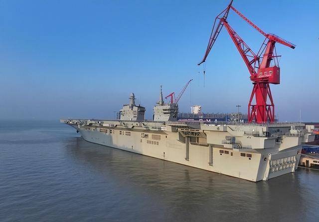 四川舰南海试航传递什么信号 展现实力与决心