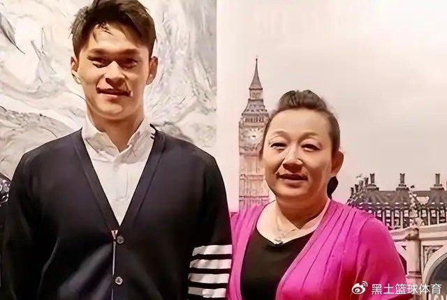 孙杨方否认妈妈和节目组联系 深夜致电删片段